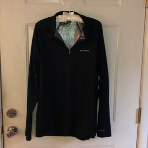 Women’s Columbia pull over x large
